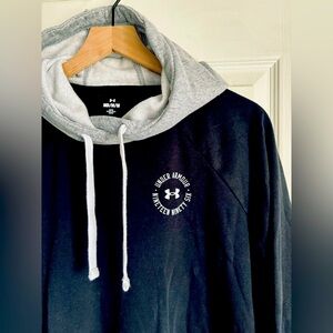 Under Armour Women’s Size Medium 2-Tone Colorblock Long-Sleeve Hoodie